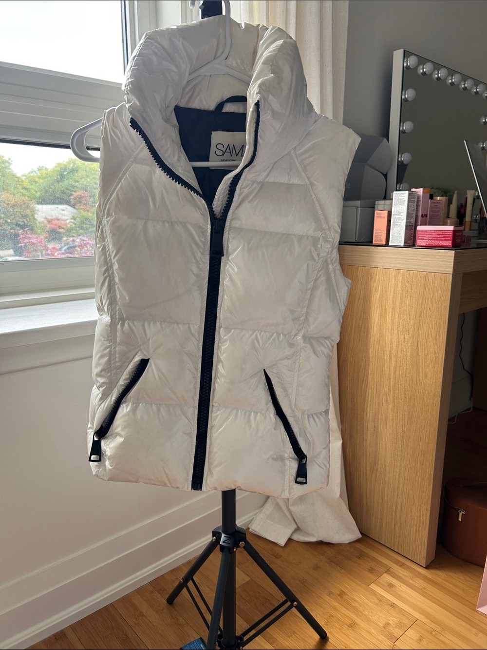 Sam New York White Quilted Hooded Puffer Vest with Black Trim